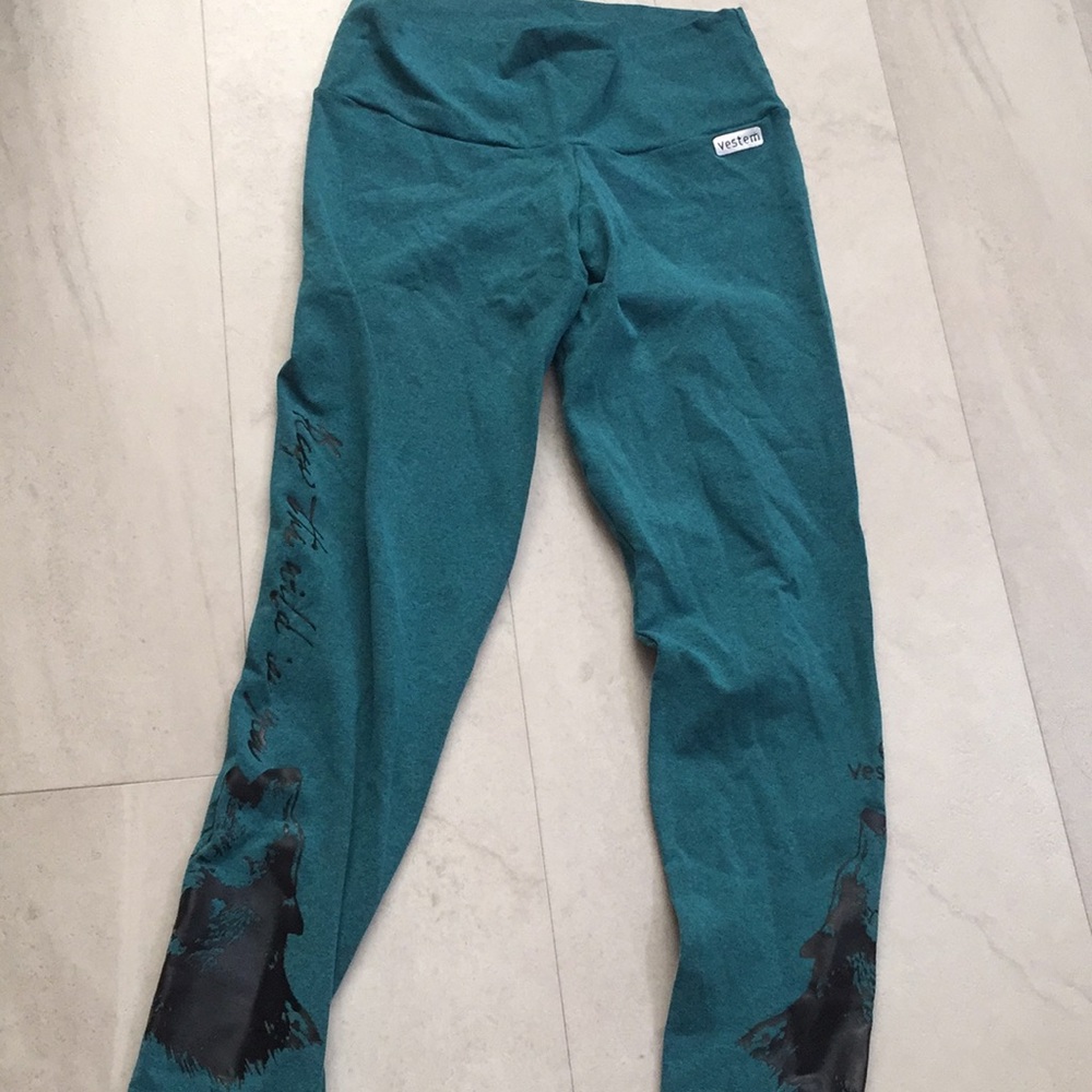 Vestem Brazil Athletic- Size M -Wolf Leggings